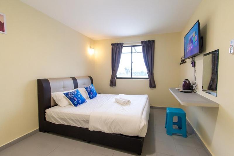 Southern Tip Hotel Pontian Kecil Luaran gambar