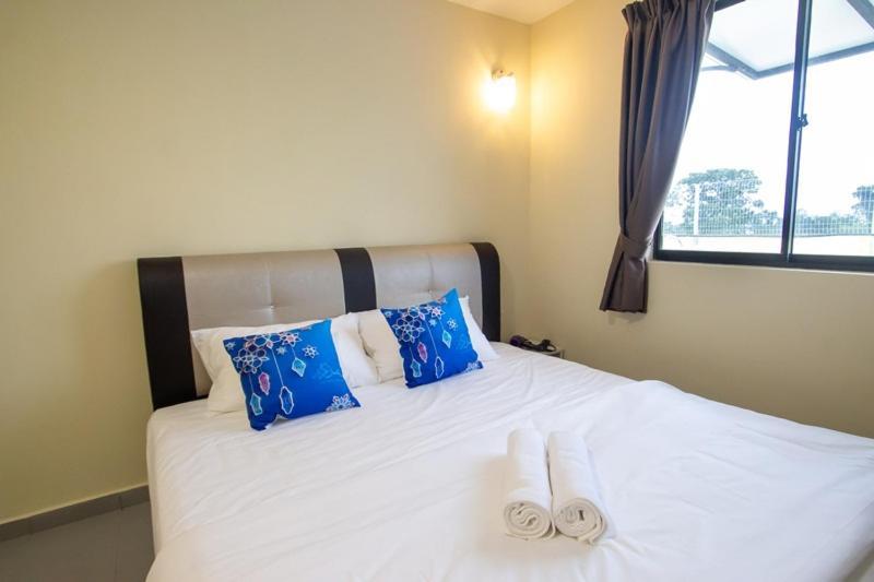 Southern Tip Hotel Pontian Kecil Luaran gambar