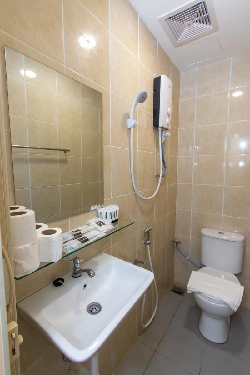 Southern Tip Hotel Pontian Kecil Luaran gambar