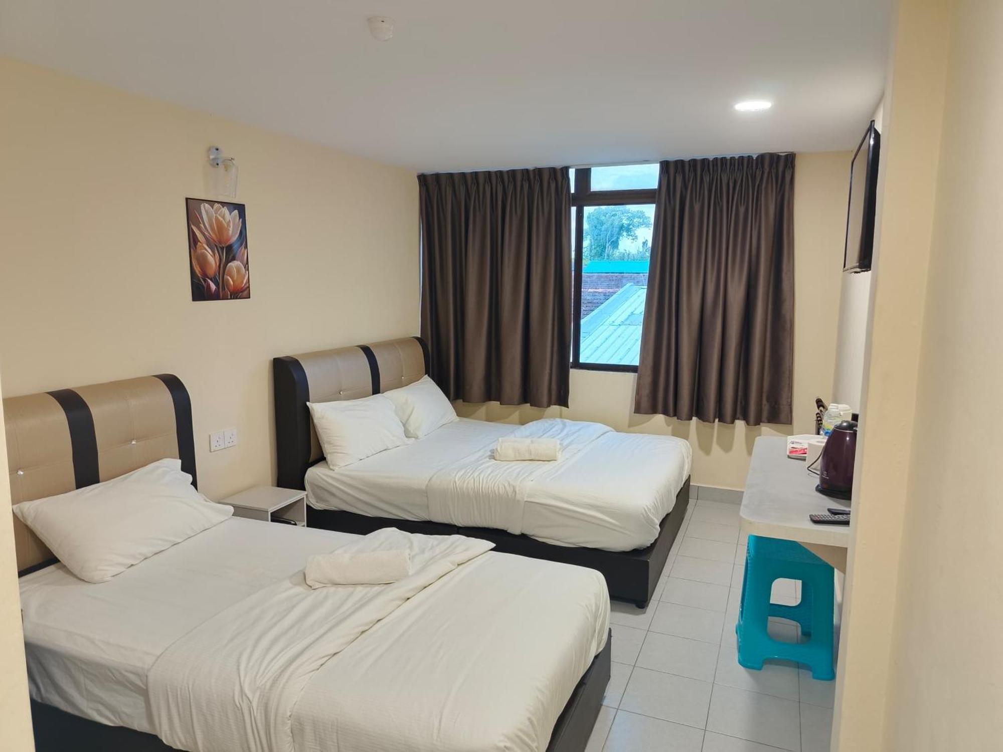 Southern Tip Hotel Pontian Kecil Luaran gambar